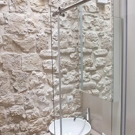 Moma Mare לינה וארוחת בוקר מולפטה