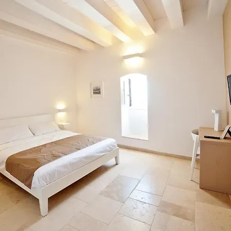 Moma Mare Bed & Breakfast 4*