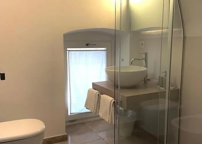 Moma Mare Bed & Breakfast 4*