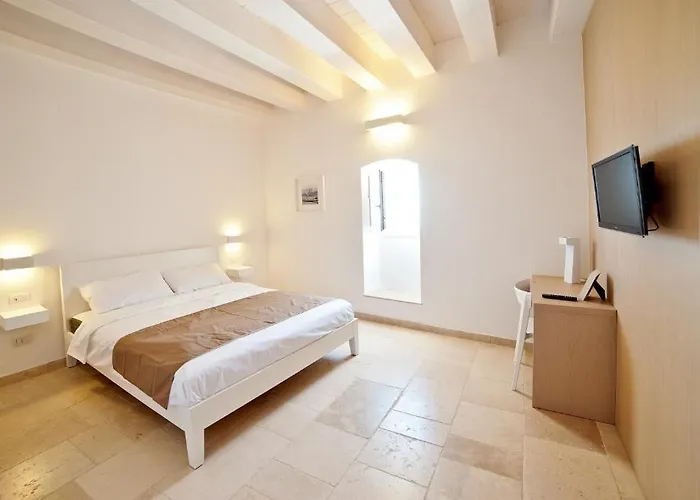 Moma Mare Bed & Breakfast 4*